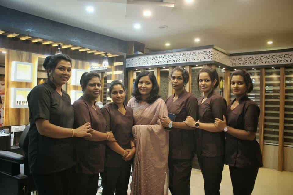 DOHA BEAUTY CLINIC AND BRIDAL MAKEUP STUDIO THODUPUZHA
